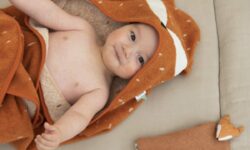 cape bain beau bebe renard trixie 75 x 75
