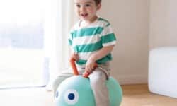 Skippi-Minty-jouet-sauteur-vert-design-1-an o