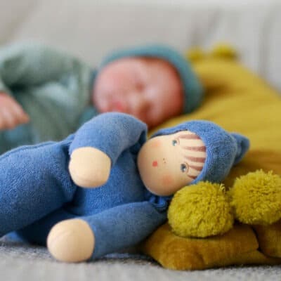 poupon bleu marine doux en coton bio made in europe