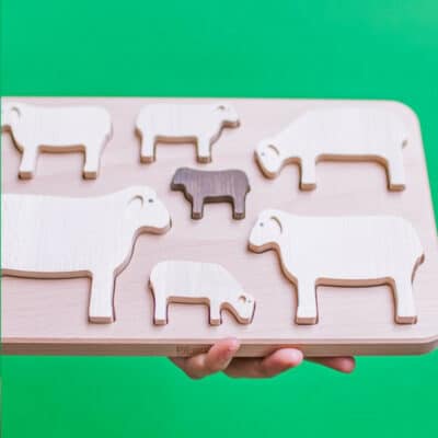 Jouet en bois : puzzle mouton