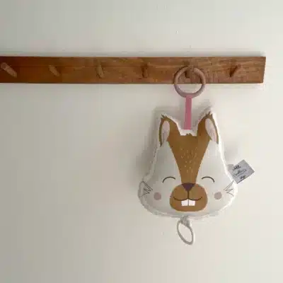 Carotte & Cie : coussin musical écureuil Imagine