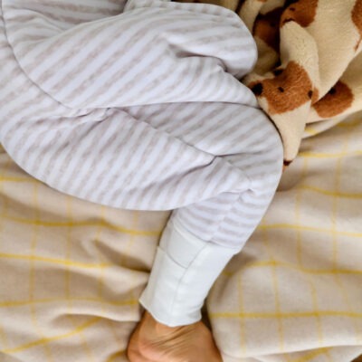 Tante Reine : gigoteuse à pieds hiver Latte 1/2 ans